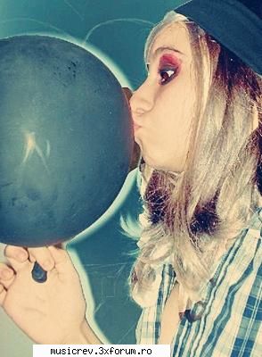 kido. scurt obiect :)). bine uite editez poze